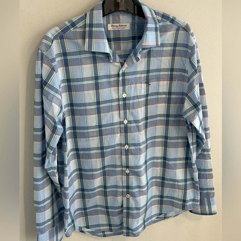 Tommy Bahama Men’s Plaid Newport Coast Button Down Shirt.